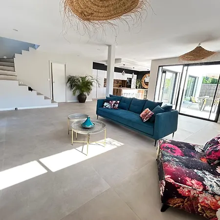Villa Recente Sanary,piscine, 3 ,proche Et Centre-ville